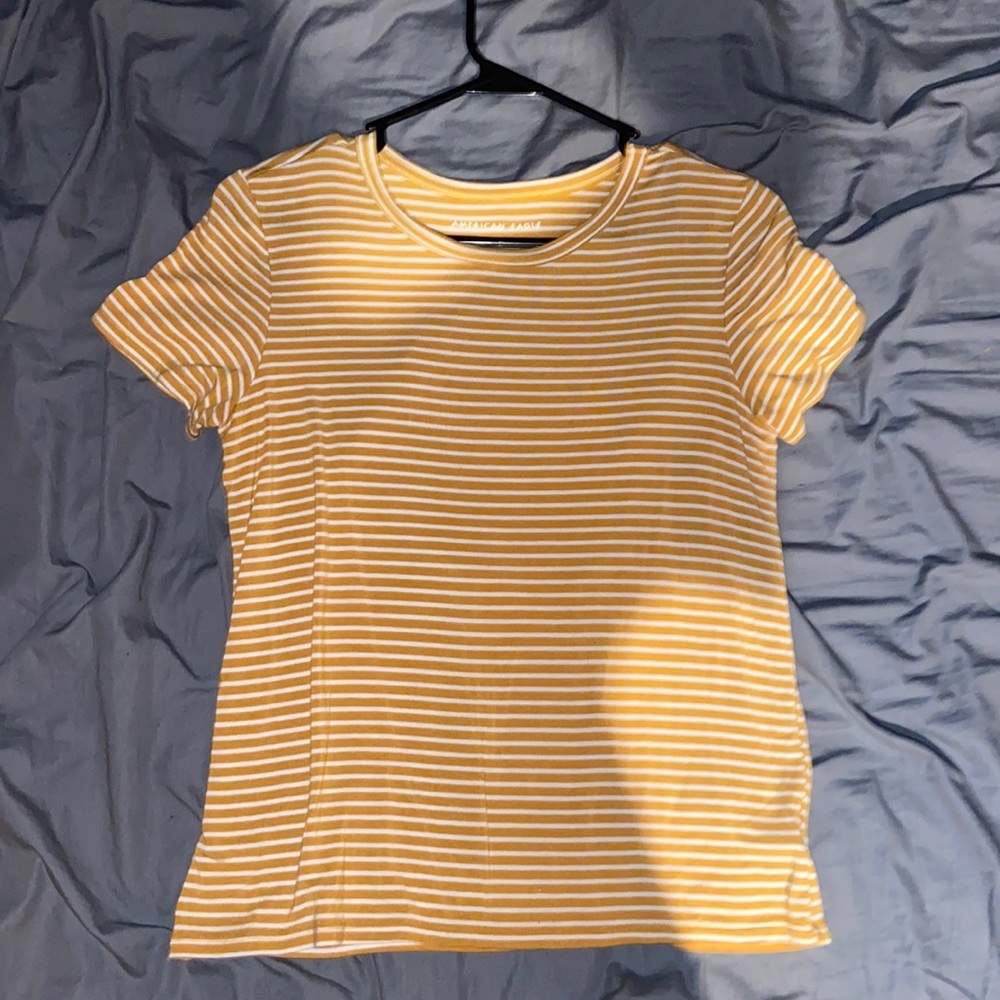 American eagle yellow top